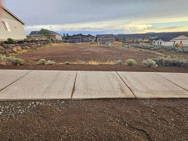 0.18 Acres of Residential Land for Sale in Madras, Oregon