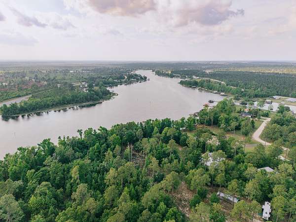 25.5 Acres of Recreational Land with Home for Sale in Donalsonville, Georgia