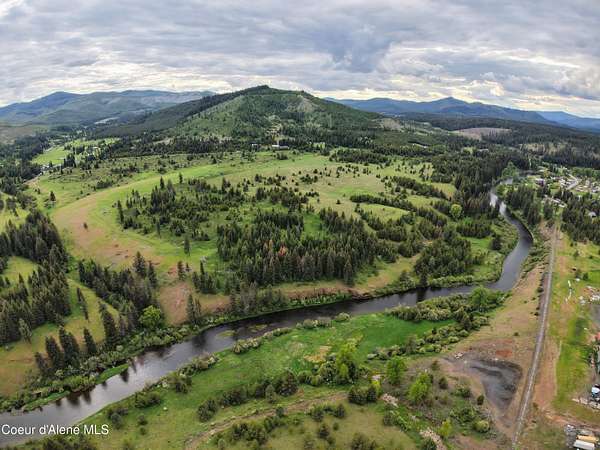 185 Acres of Land for Sale in Santa, Idaho