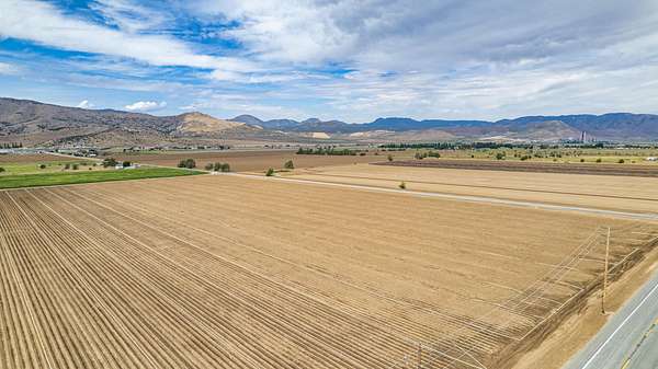 Land for Sale in Tehachapi, California