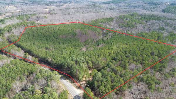 28 Acres of Recreational Land & Farm for Sale in Haleyville, Alabama