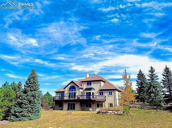 2.5 Acres of Residential Land with Home for Sale in Monument, Colorado
