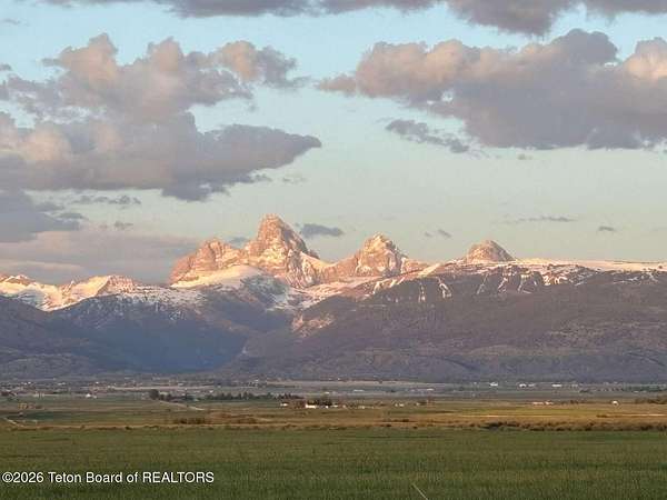 25.3 Acres of Agricultural & Residential Land for Sale in Tetonia, Idaho