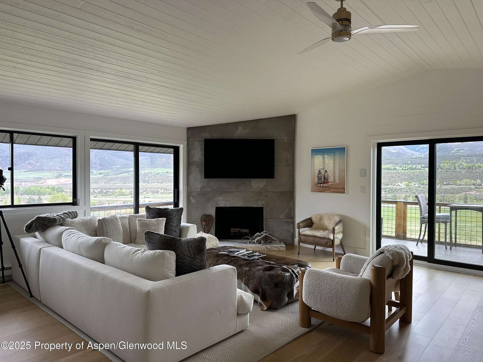 2.5 Acres of Residential Land with Home for Lease in Aspen, Colorado