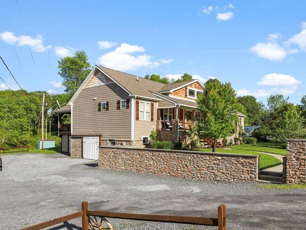 2.7 Acres of Residential Land with Home for Sale in Tunkhannock, Pennsylvania