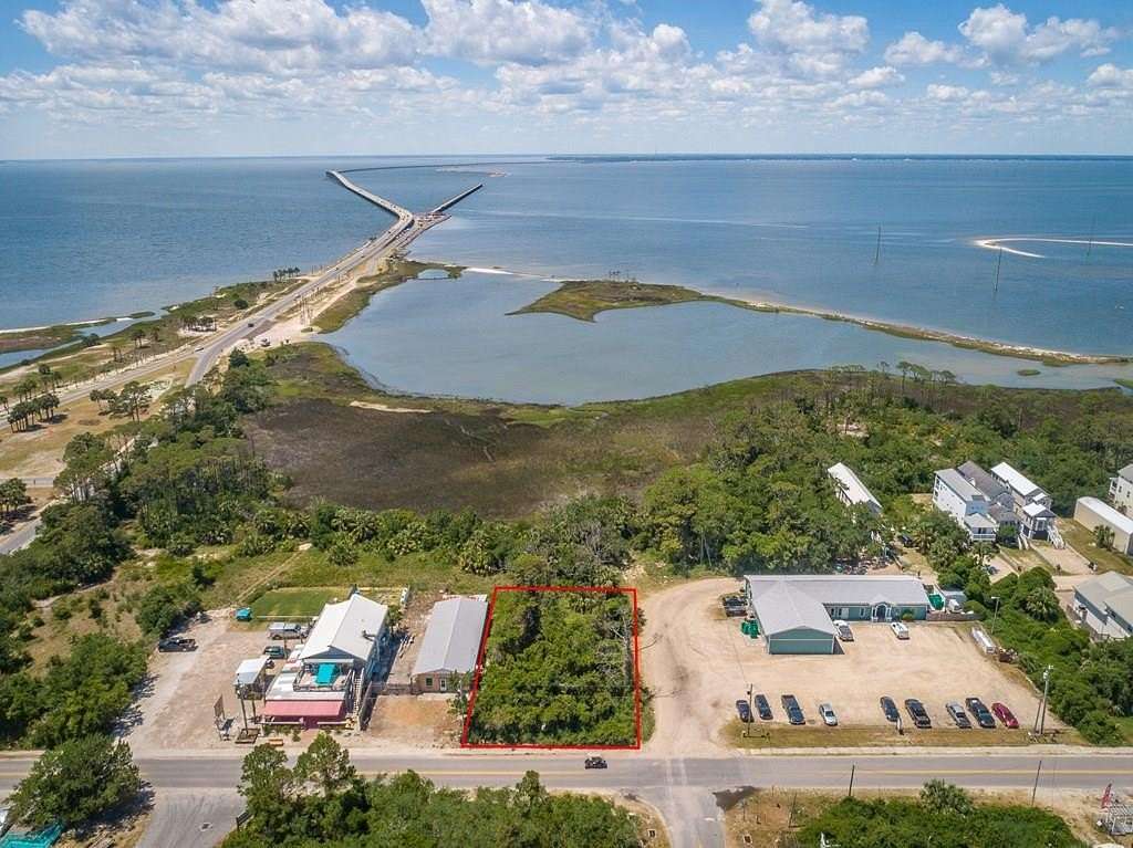 0.28 Acres of Commercial Land for Sale in St. George Island, Florida