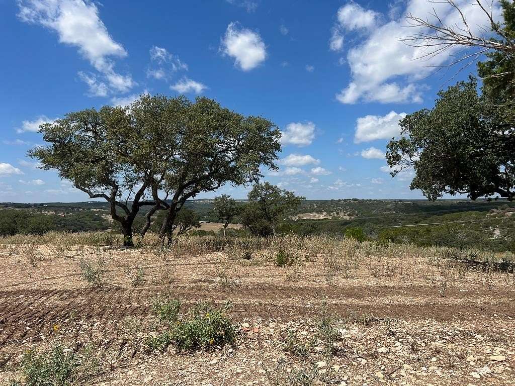 10 Acres of Land for Sale in Hunt, Texas