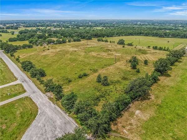 9.15 Acres of Land for Sale in Bryan, Texas