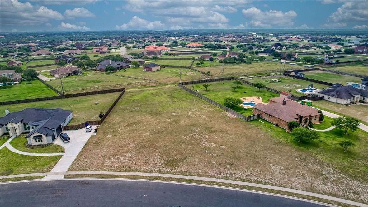 1.23 Acres of Residential Land for Sale in Corpus Christi, Texas