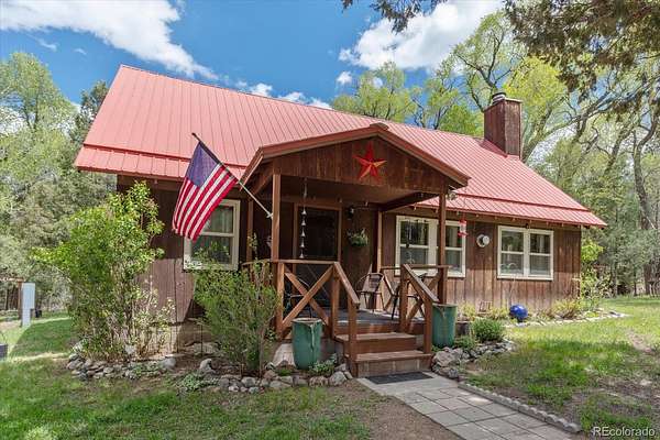 1.5 Acres of Residential Land with Home for Sale in Howard, Colorado