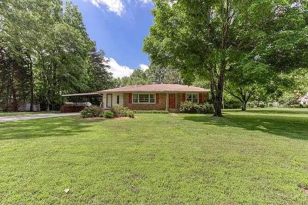 1.6 Acres of Residential Land with Home for Sale in Powder Springs, Georgia