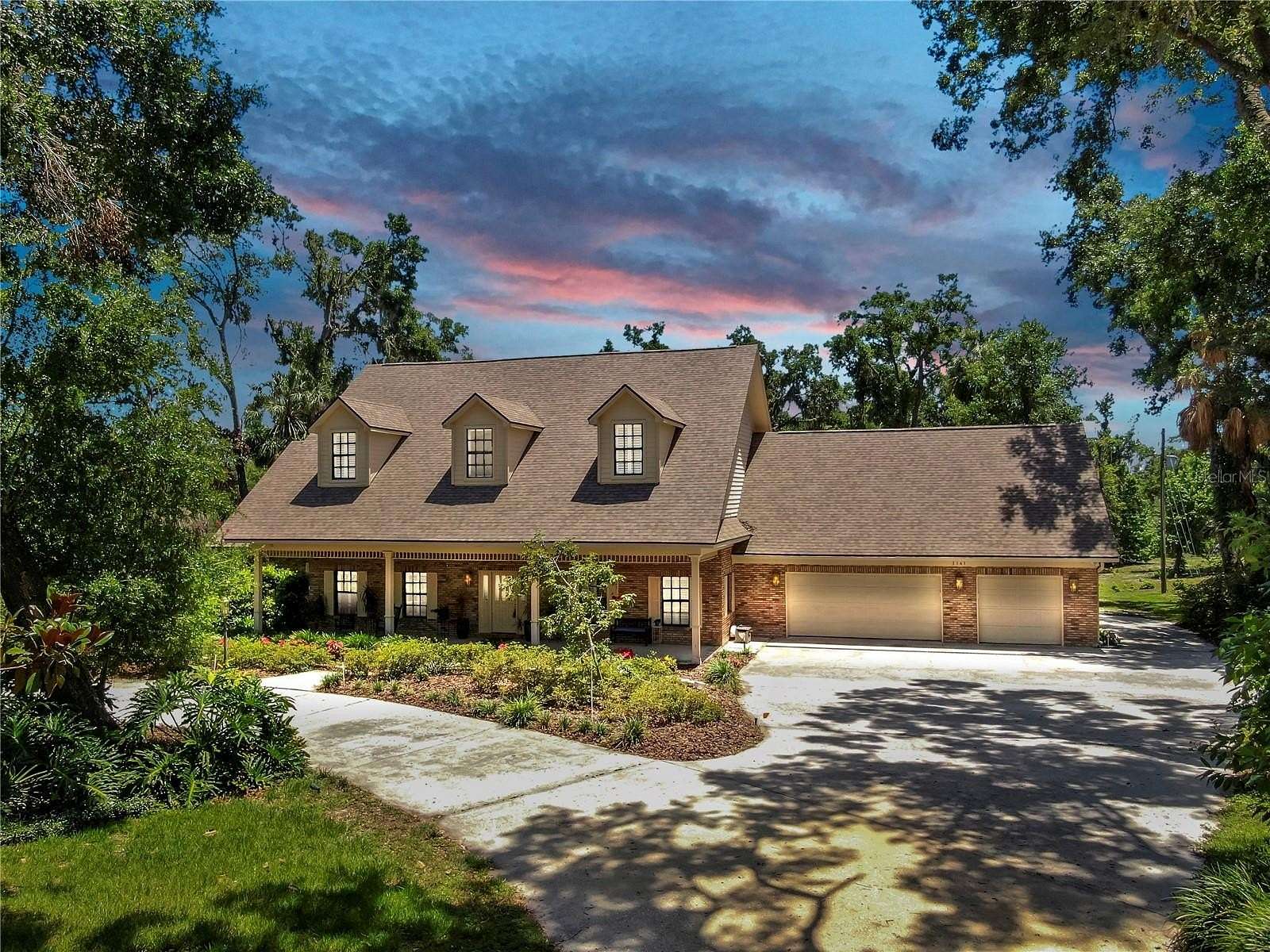 3 Acres of Residential Land with Home for Sale in Valrico, Florida