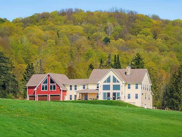2.5 Acres of Residential Land with Home for Sale in Washington, Vermont