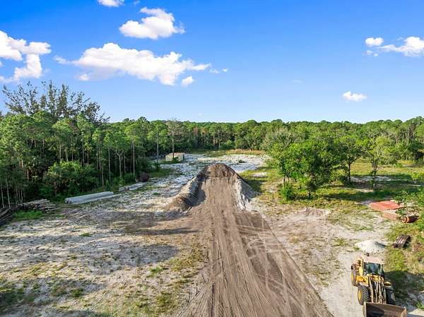 24.3 Acres of Commercial Land for Sale in Fort Pierce, Florida