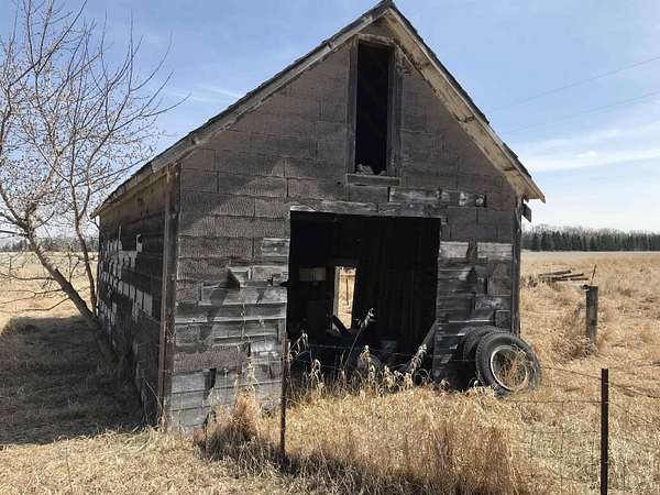 8 Acres of Residential Land for Sale in Maxbass, North Dakota