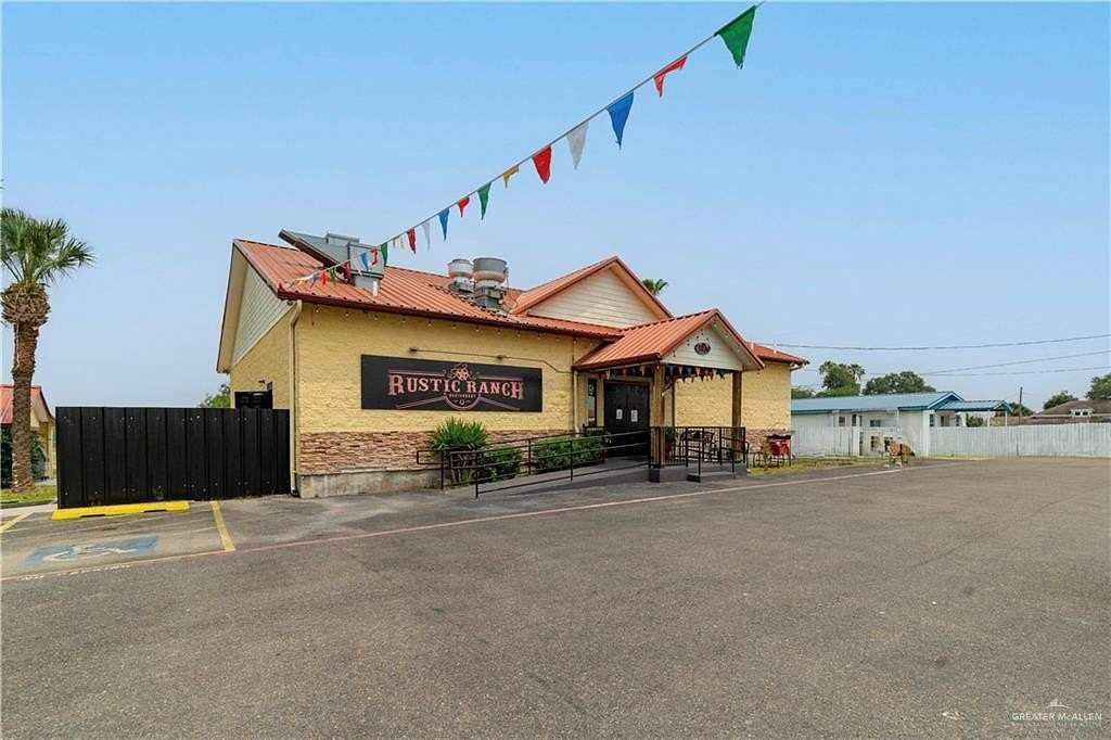 1.64 Acres of Improved Commercial Land for Sale in Weslaco, Texas