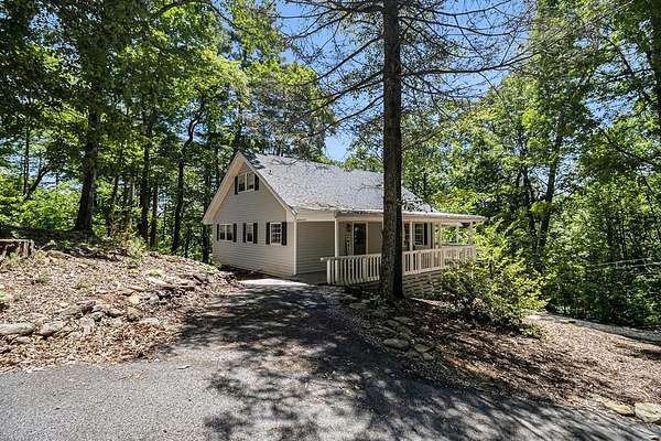 1.58 Acres of Residential Land with Home for Sale in Cleveland, Georgia