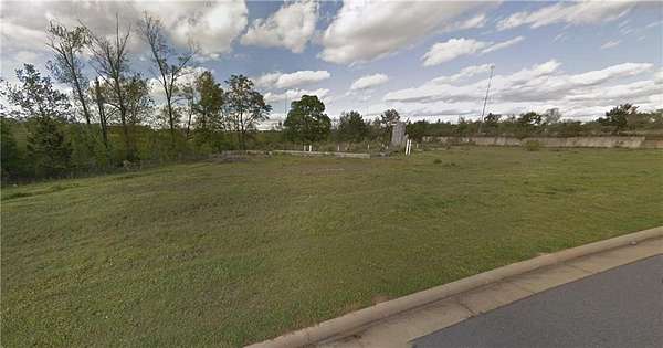 1.75 Acres of Commercial Land for Sale in Opelika, Alabama