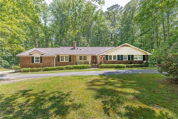 7 Acres of Land with Home for Sale in Oxford, Georgia