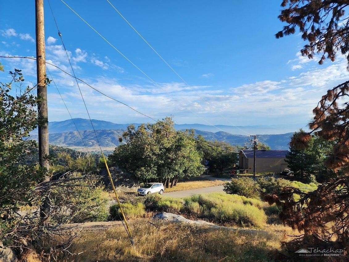 1.44 Acres of Residential Land for Sale in Tehachapi, California