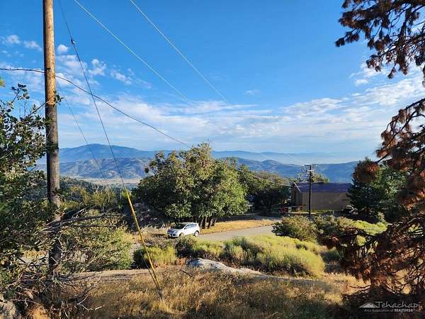 1.44 Acres of Residential Land for Sale in Tehachapi, California