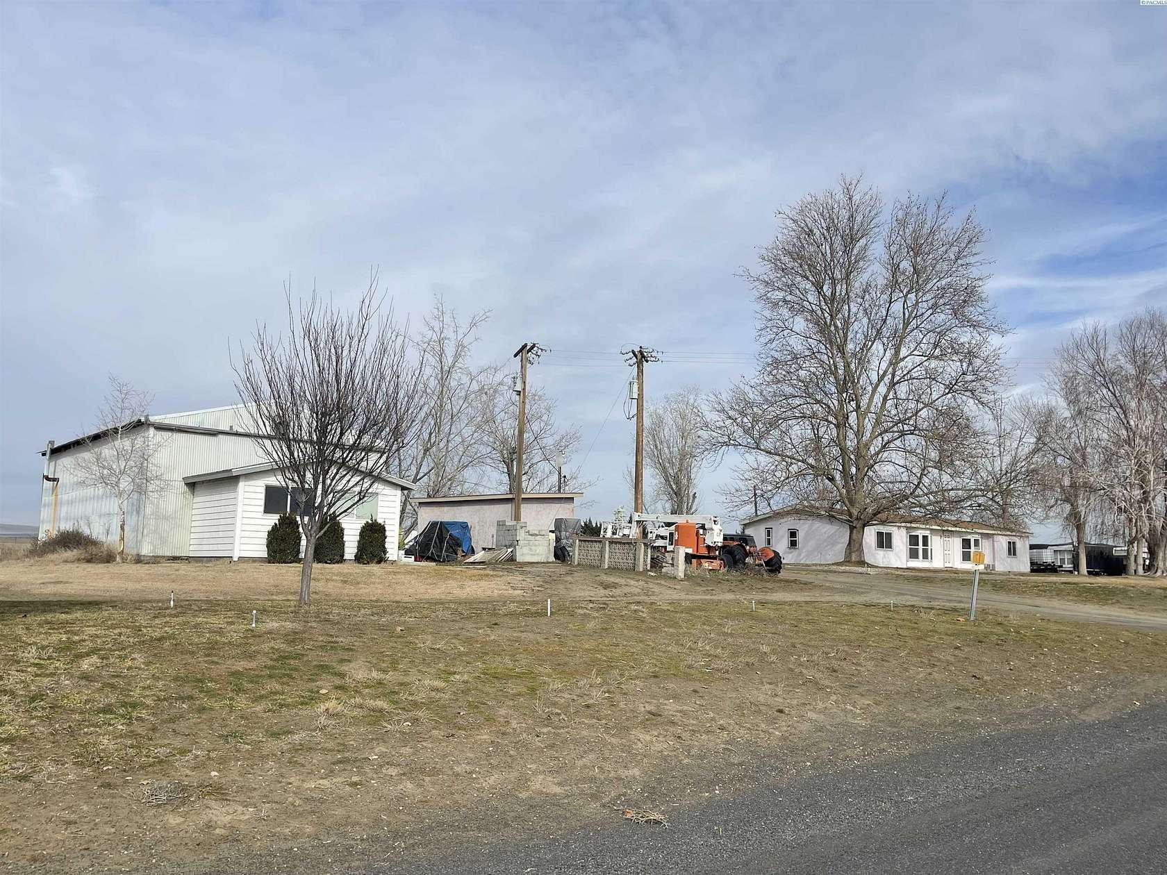 10.6 Acres of Land with Home for Sale in Plymouth, Washington