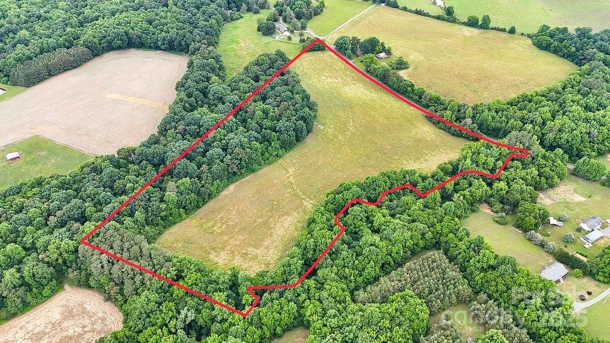 28.8 Acres of Recreational Land for Sale in Albemarle, North Carolina