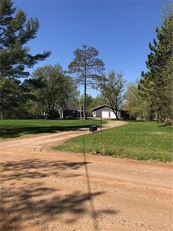 5.7 Acres of Residential Land with Home for Sale in Farm Island Township, Minnesota