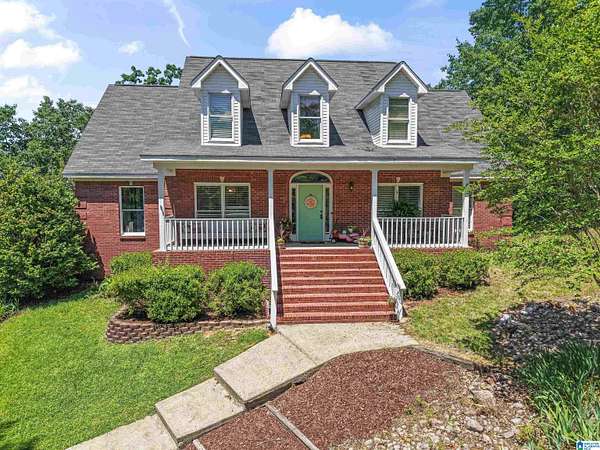 3.88 Acres of Residential Land with Home for Sale in Columbiana, Alabama
