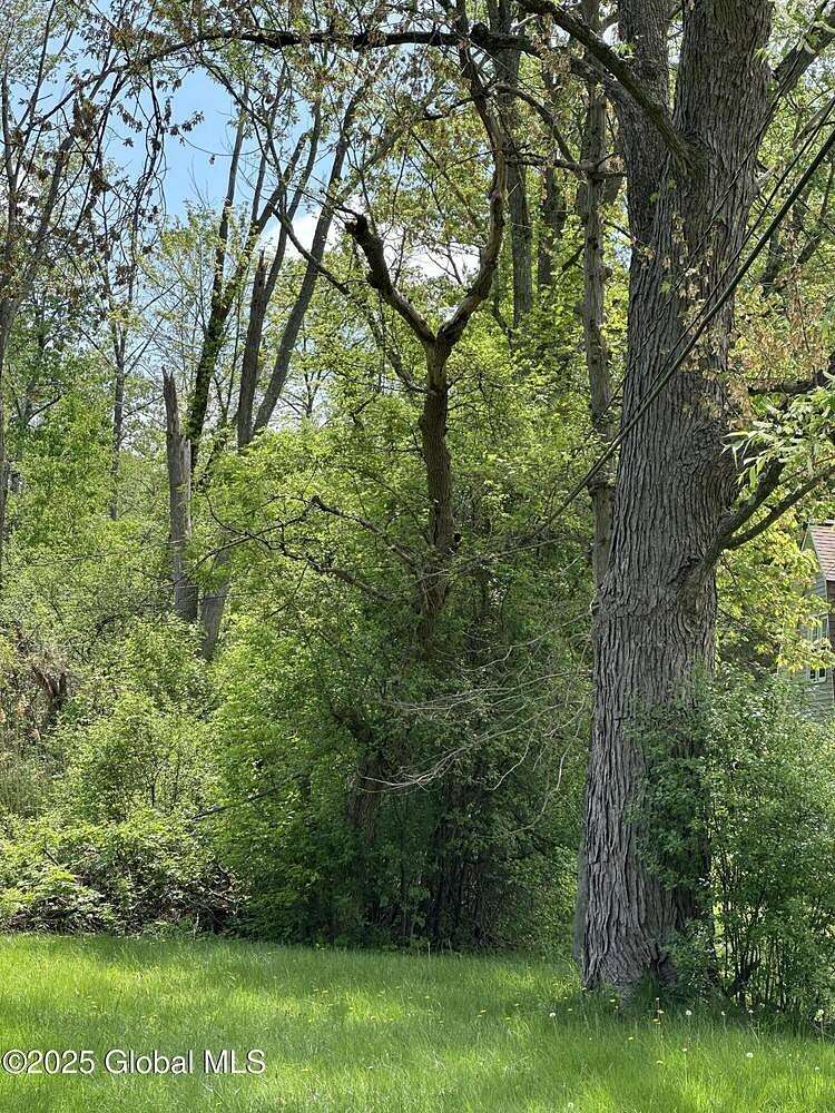 0.13 Acres of Residential Land for Sale in Niskayuna, New York