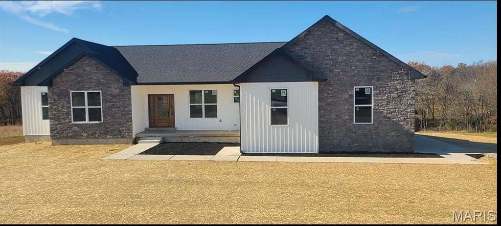 3.81 Acres of Residential Land with Home for Sale in Bonne Terre, Missouri