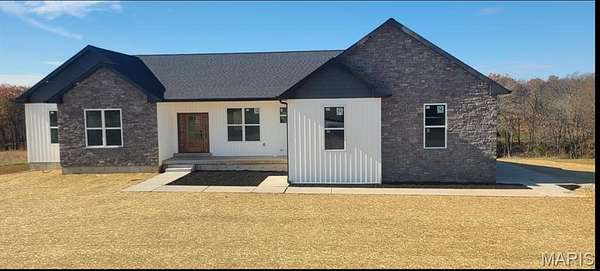 3.81 Acres of Residential Land with Home for Sale in Bonne Terre, Missouri