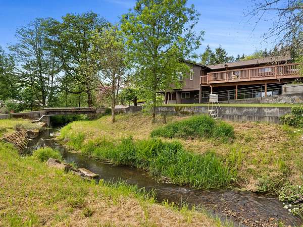 10 Acres of Land for Sale in Chehalis, Washington