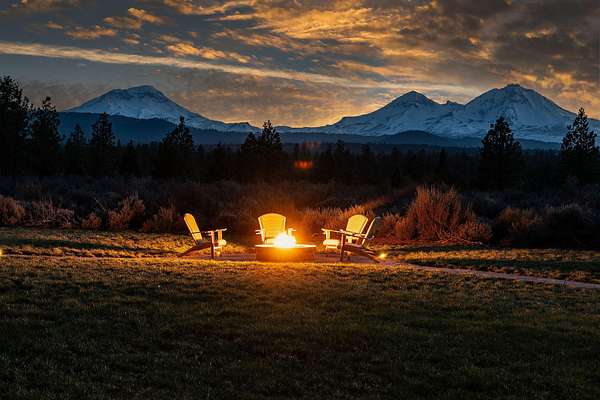122 Acres of Agricultural Land with Home for Sale in Bend, Oregon