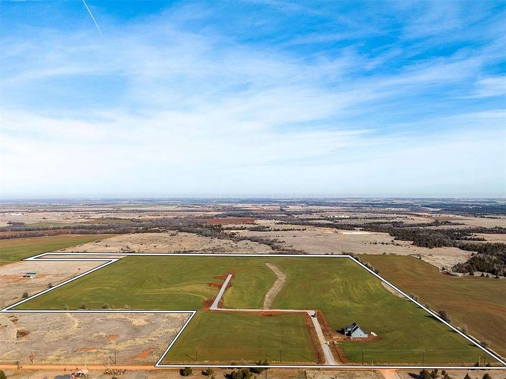 10 Acres of Residential Land for Sale in Cashion, Oklahoma