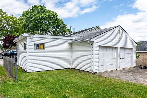 0.05 Acres of Residential Land for Sale in Fall River, Massachusetts