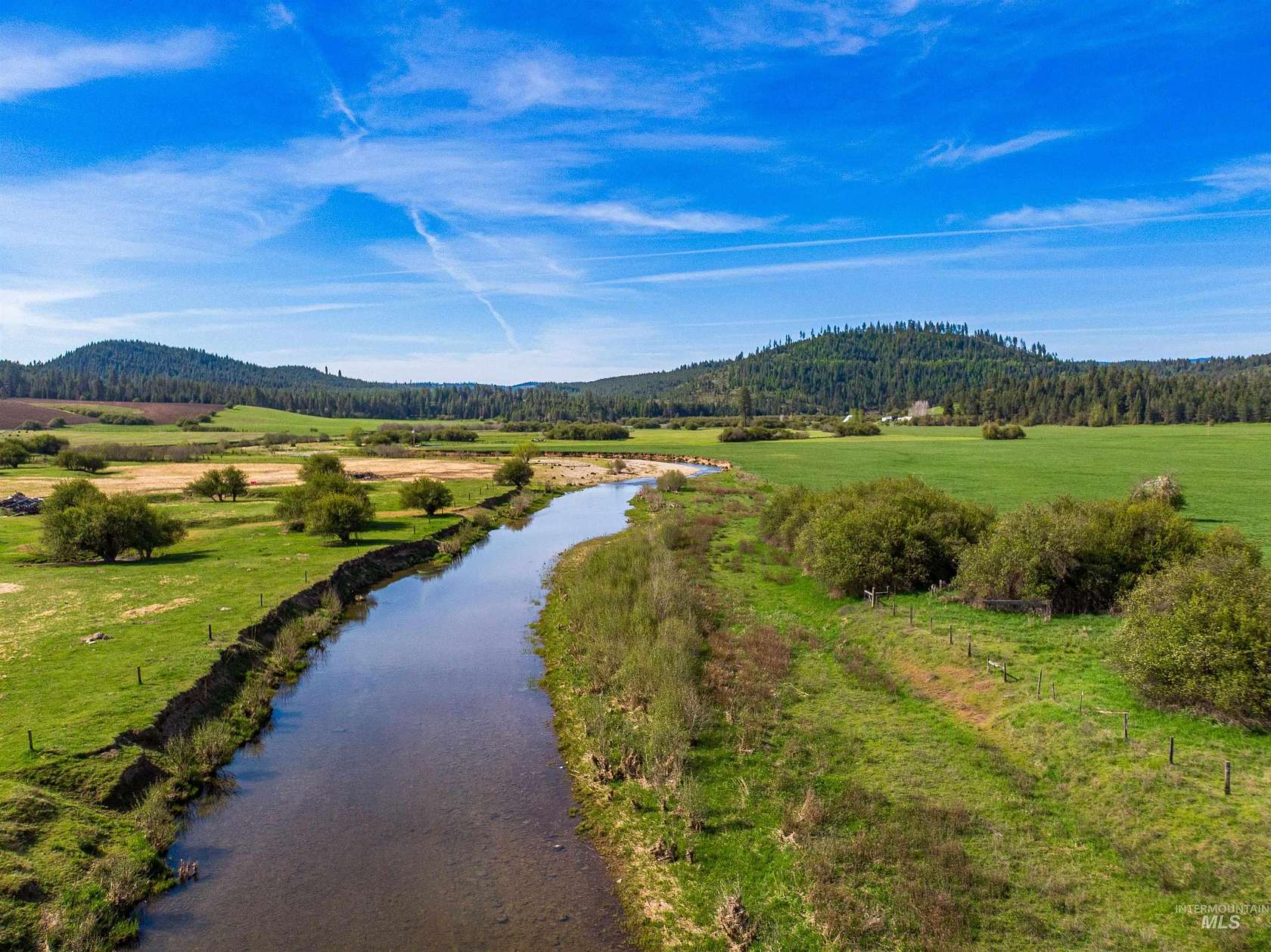 567 Acres of Land with Home for Sale in Harvard, Idaho