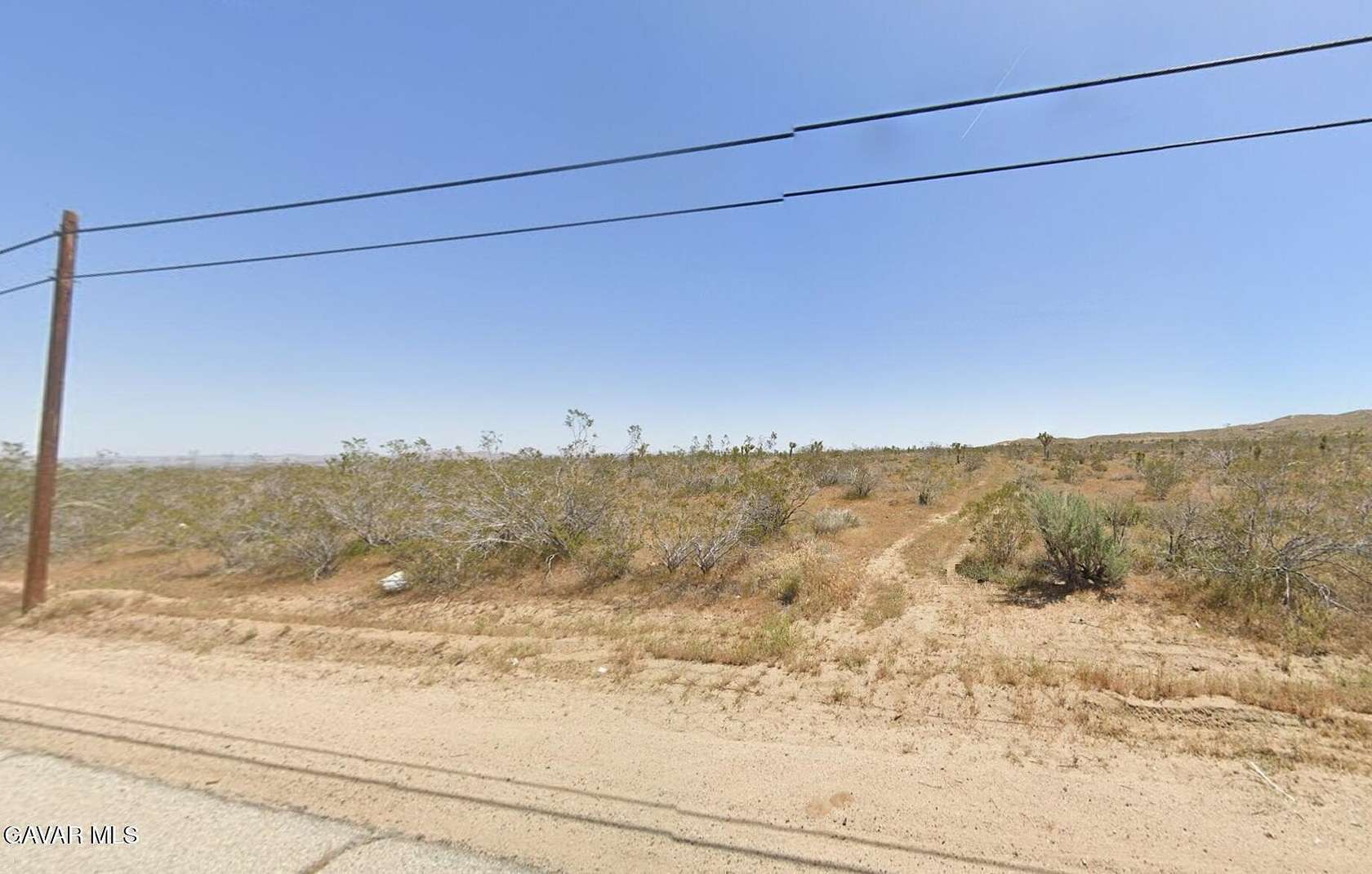 5 Acres of Land for Sale in Pearblossom, California