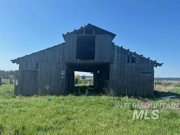 21.9 Acres of Agricultural Land for Sale in Weippe, Idaho