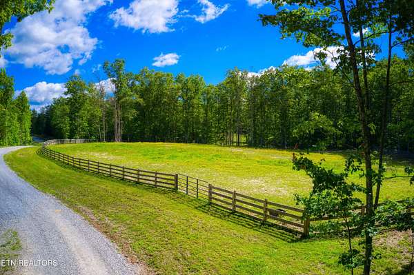 15 Acres of Land for Sale in Jamestown, Tennessee