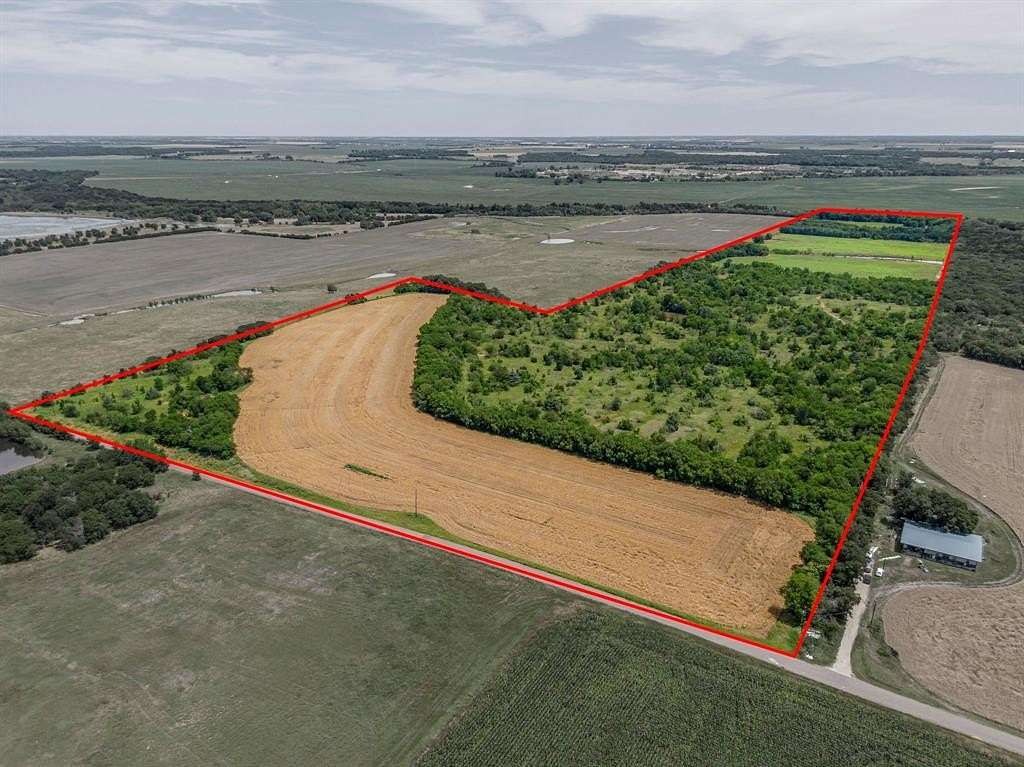 81.5 Acres of Land for Sale in Italy, Texas