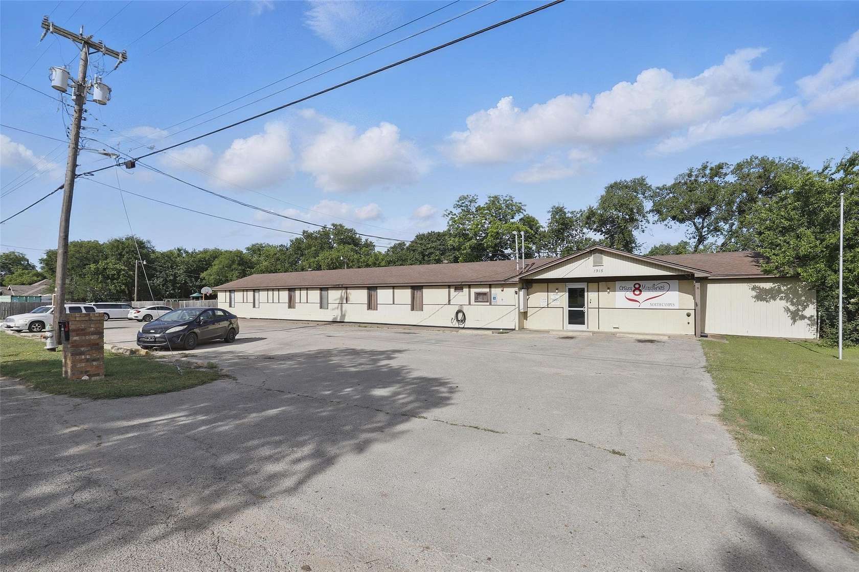 0.9 Acres of Commercial Land for Sale in Cleburne, Texas