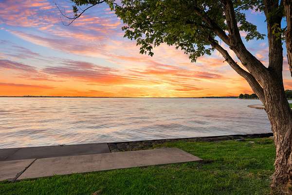 1.5 Acres of Residential Land for Sale in Heath, Texas