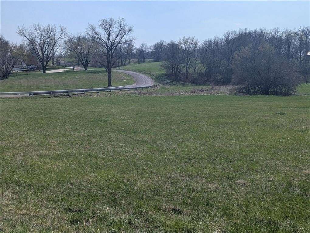 0.45 Acres of Residential Land for Sale in Gallatin, Missouri