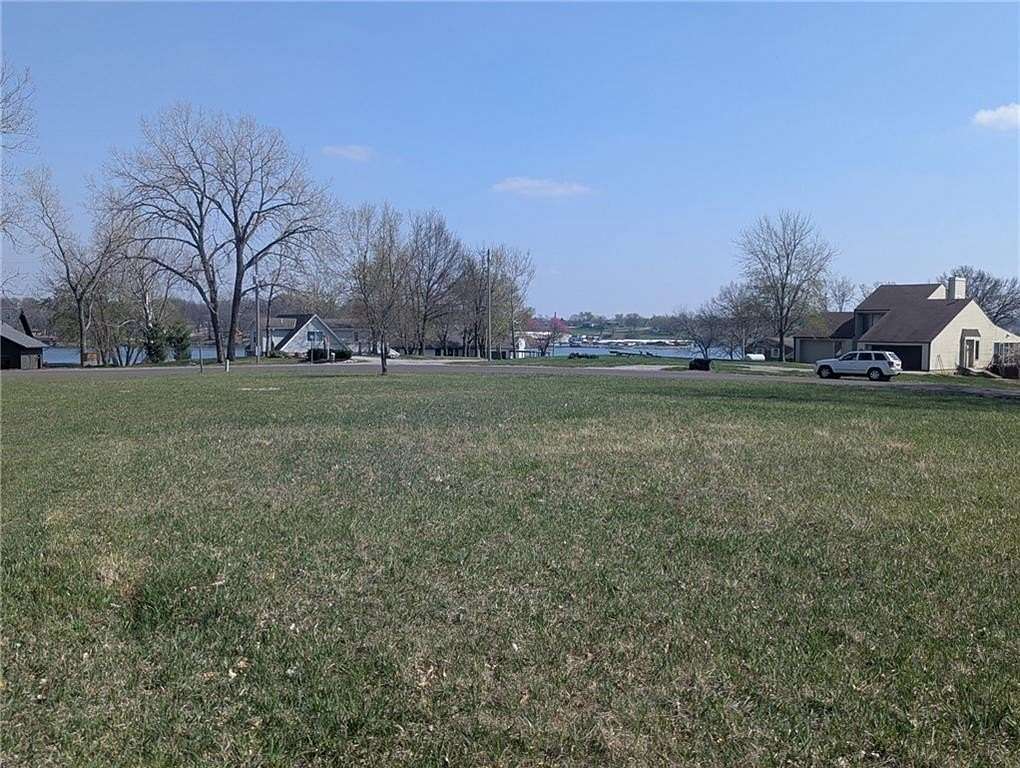 0.37 Acres of Residential Land for Sale in Gallatin, Missouri