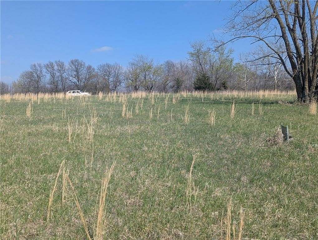 0.46 Acres of Residential Land for Sale in Gallatin, Missouri