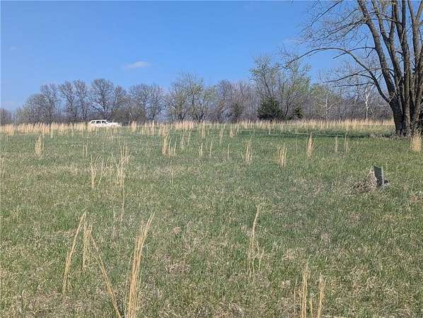 0.46 Acres of Residential Land for Sale in Gallatin, Missouri