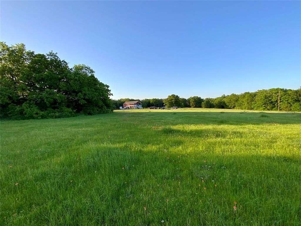 31 Acres of Land with Home for Sale in Thornton, Texas