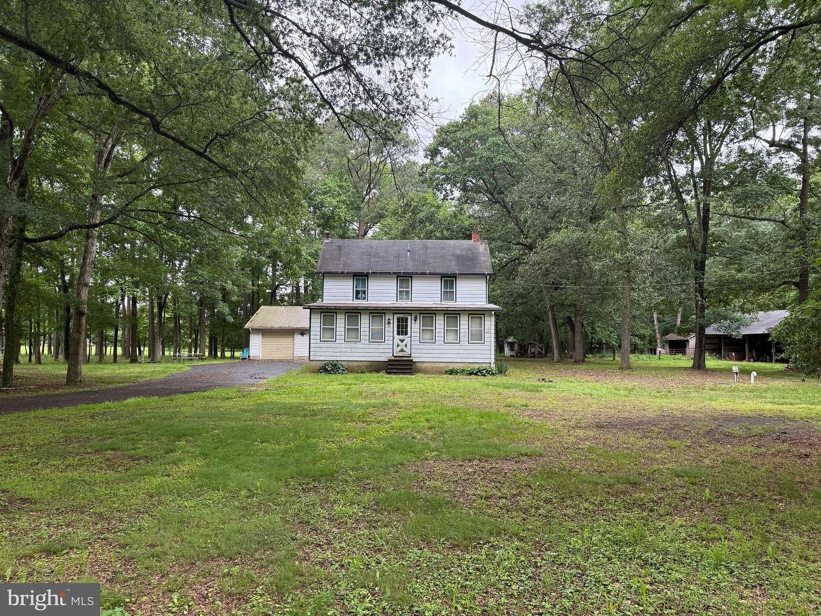 2.23 Acres of Residential Land with Home for Sale in Camden, Delaware