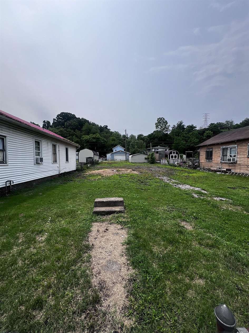 0.16 Acres of Residential Land for Sale in Kenova, West Virginia